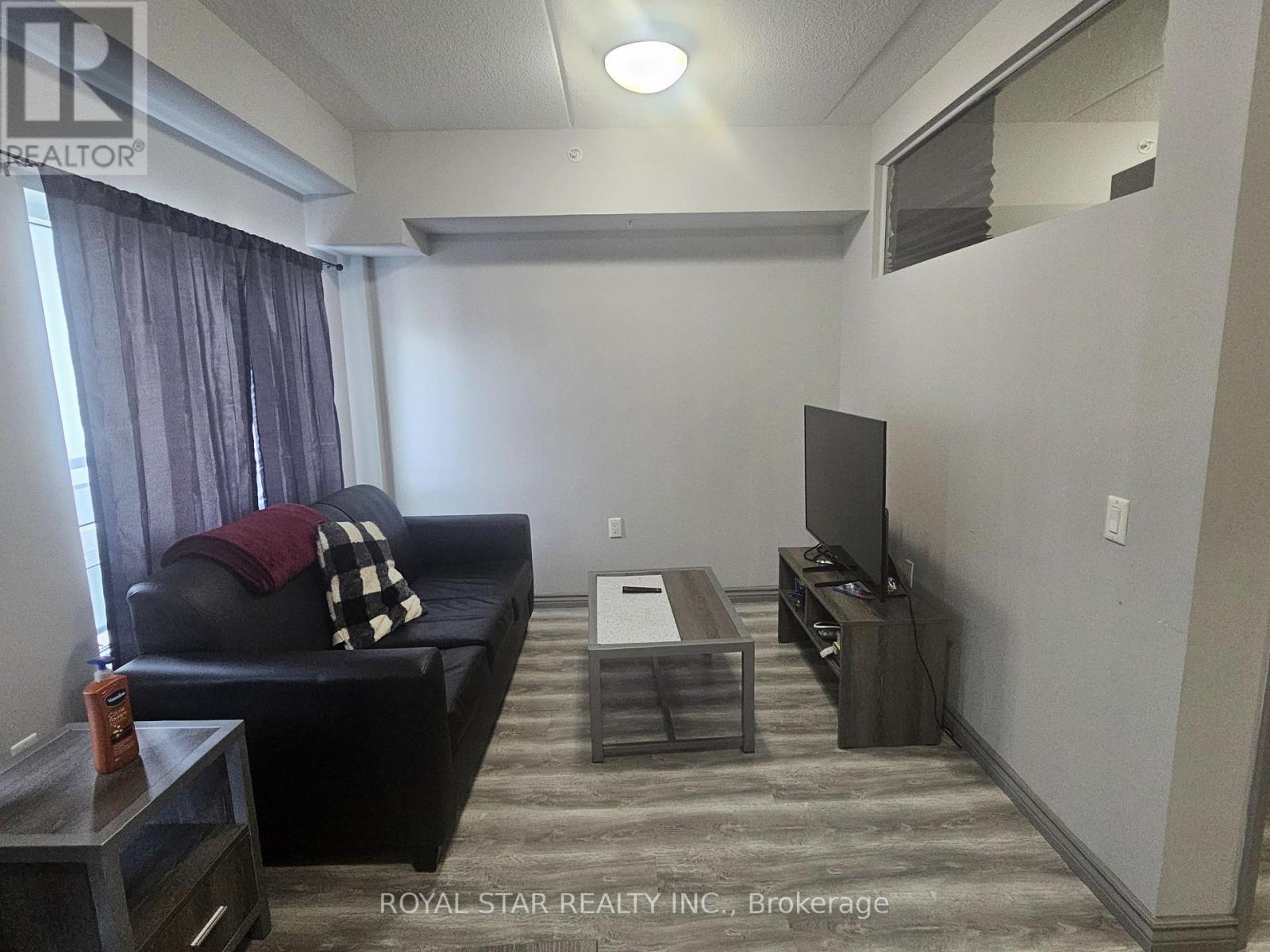 F411 - 275 Larch Street, Waterloo, Ontario  N2L 3R2 - Photo 12 - X12708458