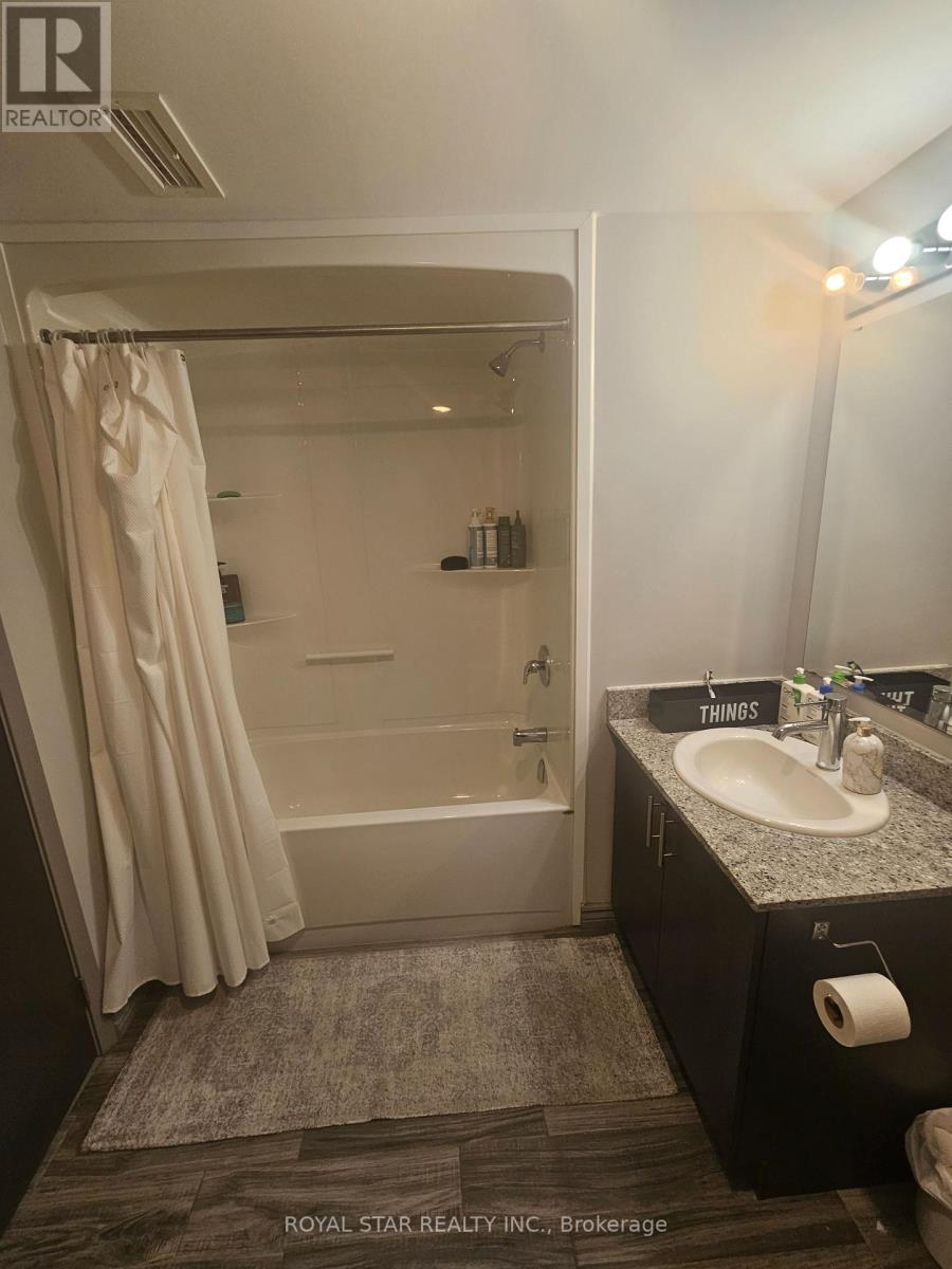 F411 - 275 Larch Street, Waterloo, Ontario  N2L 3R2 - Photo 21 - X12708458