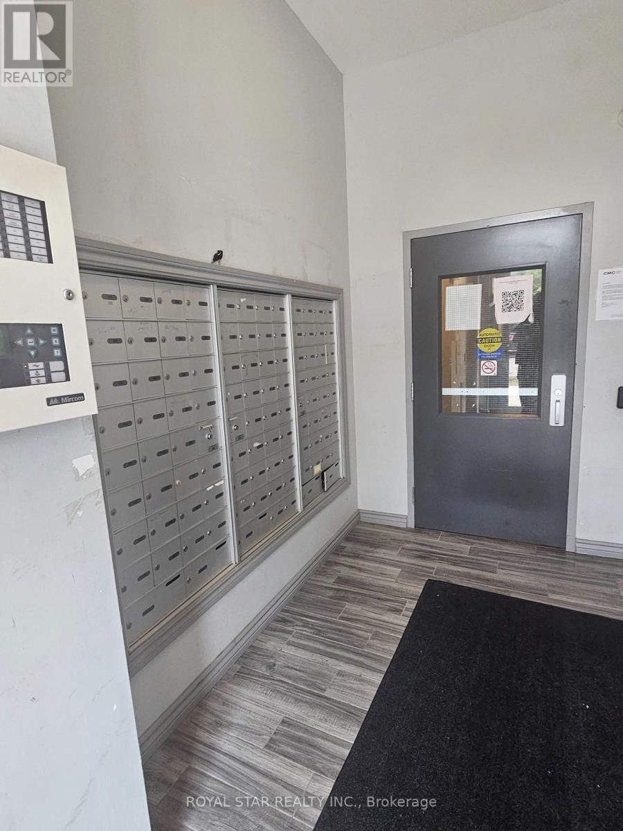 F411 - 275 Larch Street, Waterloo, Ontario  N2L 3R2 - Photo 25 - X12708458