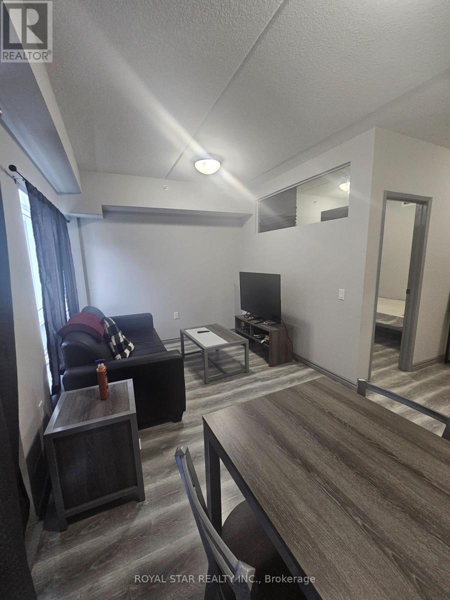 F411 - 275 Larch Street, Waterloo, Ontario  N2L 3R2 - Photo 4 - X12708536