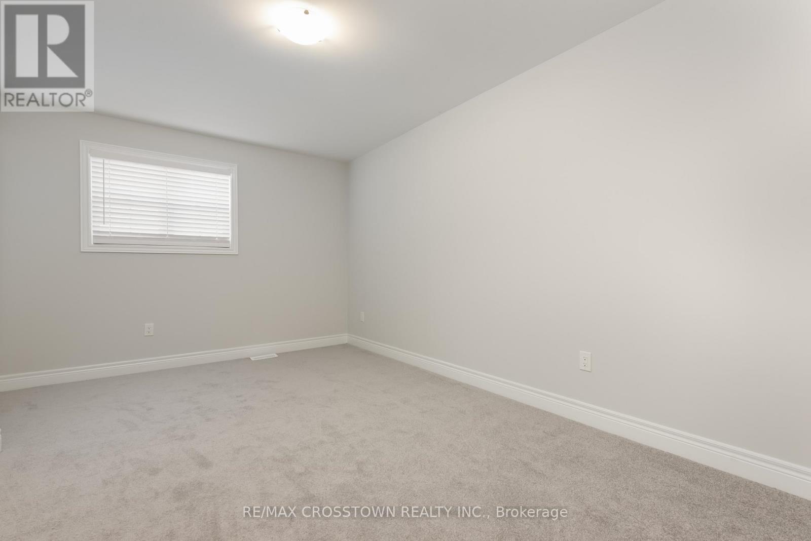 22 Mcconnell Crescent, Bracebridge, Ontario  P1L 0N7 - Photo 18 - X12708562