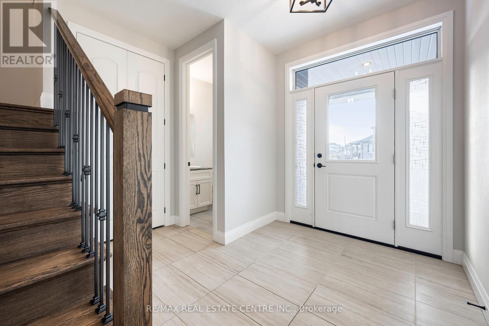 3 Grundy Crescent, East Luther Grand Valley, Ontario  L9W 7S7 - Photo 4 - X12708580