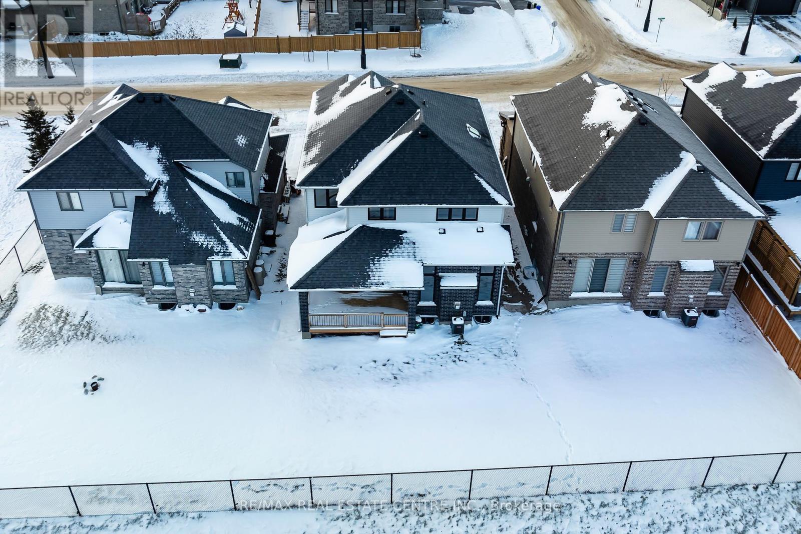 3 Grundy Crescent, East Luther Grand Valley, Ontario  L9W 7S7 - Photo 40 - X12708580