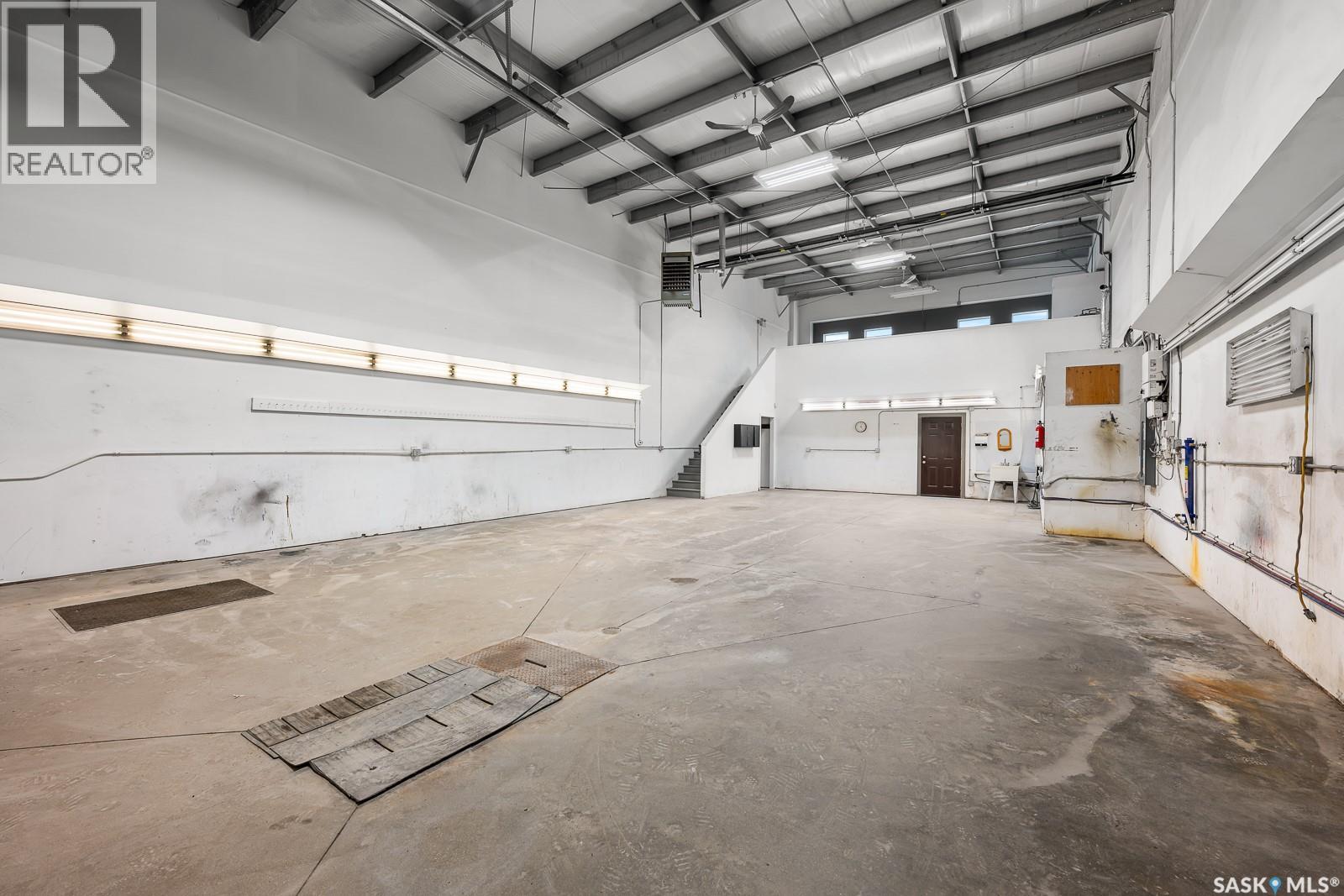 C 856 Dewdney Avenue, Regina, Saskatchewan  S4N 0G7 - Photo 5 - SK027013