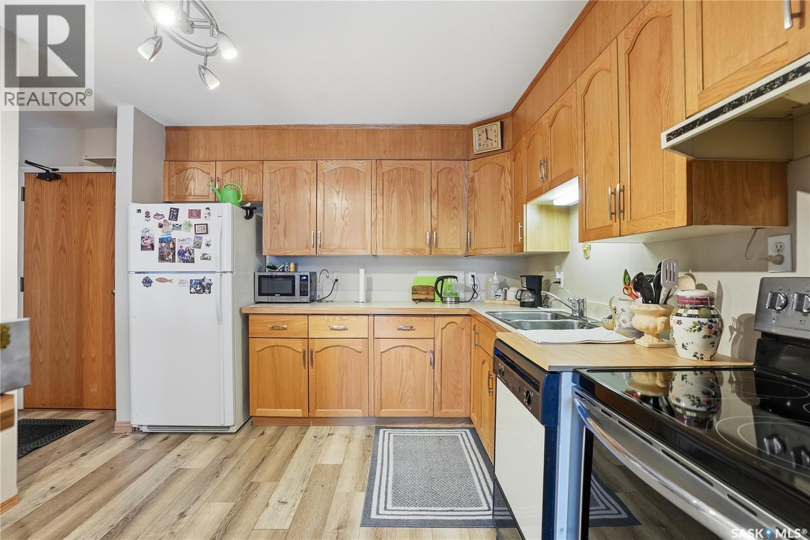 107 910 9th Street E, Saskatoon, Saskatchewan  S7H 0N1 - Photo 8 - SK027008