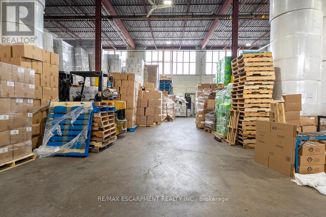 14, 15 & 16 - 4480 Chesswood Drive, Toronto, Ontario  M3J 2B9 - Photo 15 - W12701698