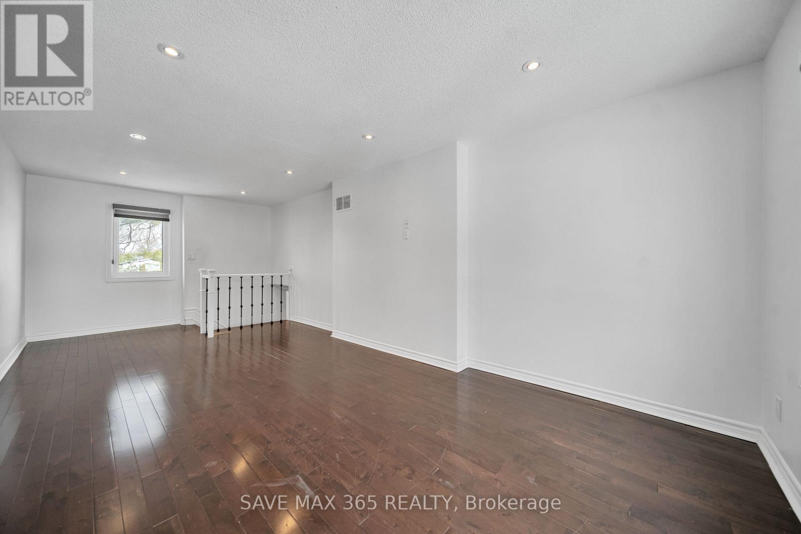 Main - 202 Renforth Drive, Toronto, Ontario  M9C 2K7 - Photo 20 - W12699114