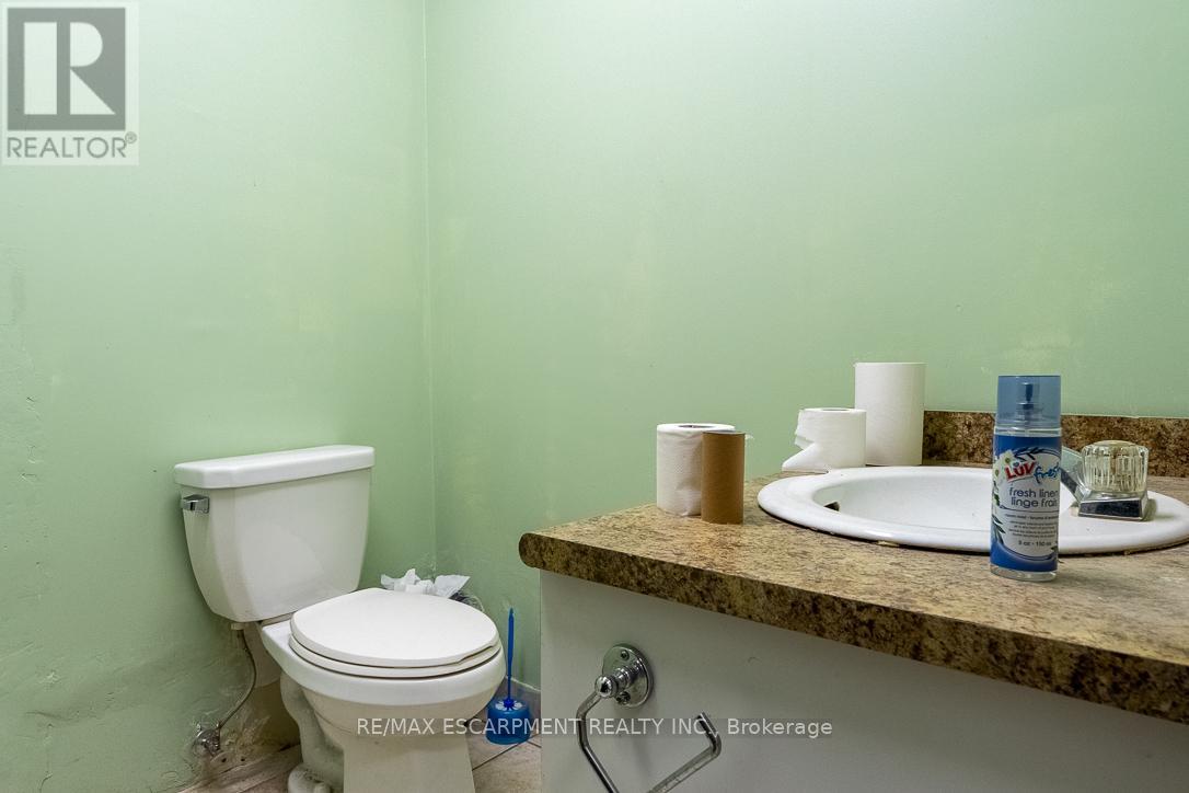 14, 15 & 16 - 4480 Chesswood Drive, Toronto, Ontario  M3J 2B9 - Photo 12 - W12701698