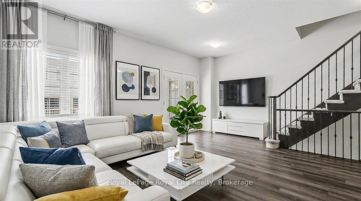 22 - 88 DECORSO DRIVE, Guelph, Ontario