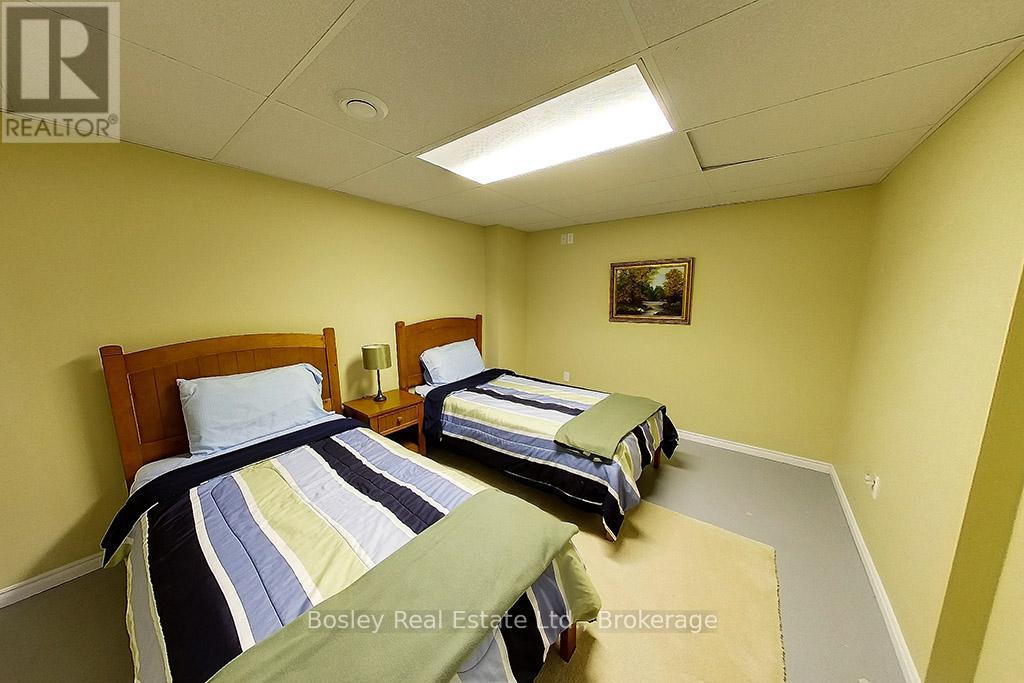 124 Landry Lane, Blue Mountains, Ontario  N0H 2P0 - Photo 41 - X12708636