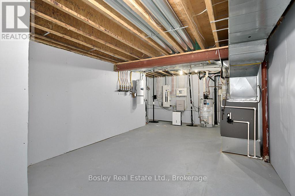 124 Landry Lane, Blue Mountains, Ontario  N0H 2P0 - Photo 46 - X12708636