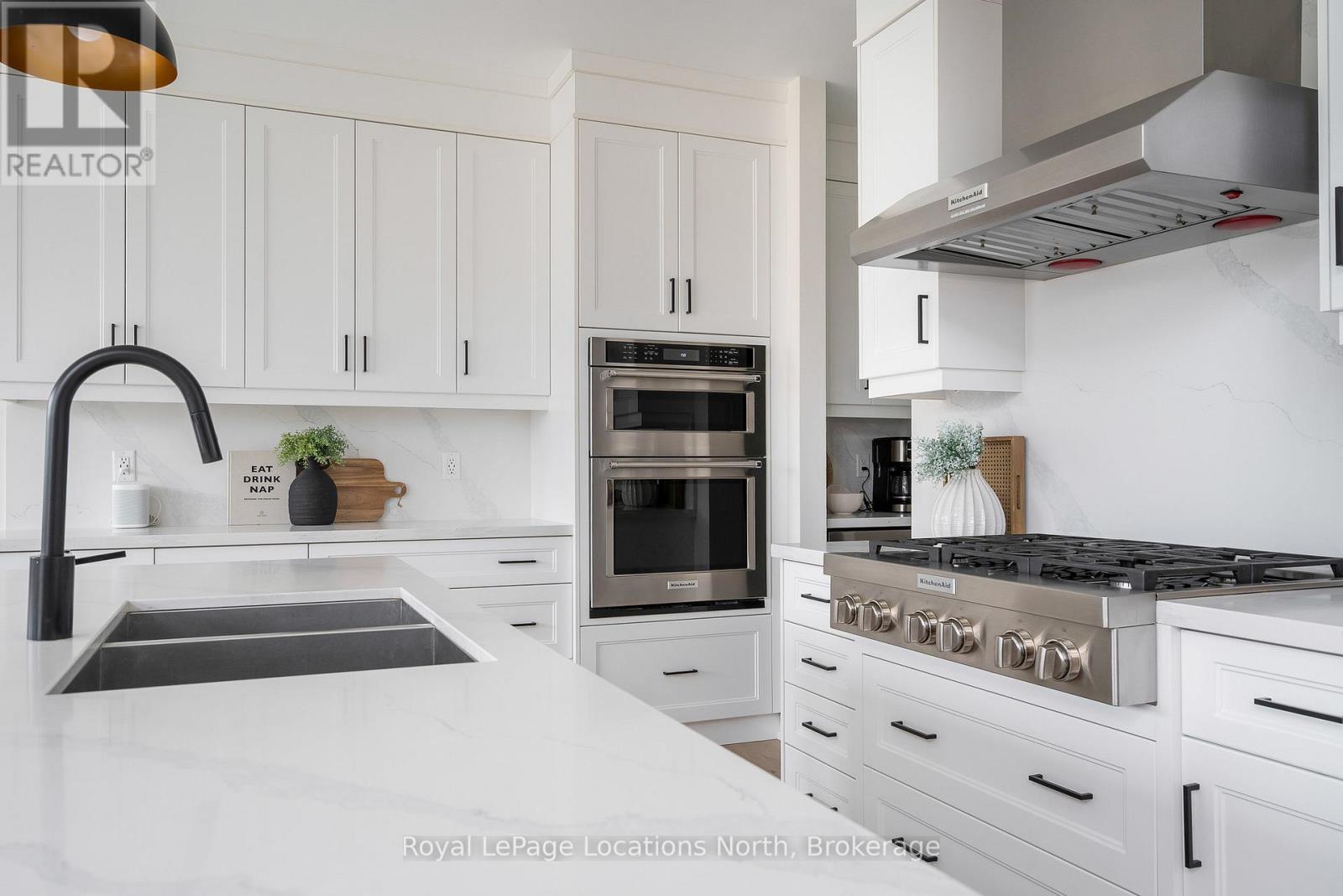 104 Stillwater Crescent, Blue Mountains, Ontario  L9Y 4P5 - Photo 13 - X12708654