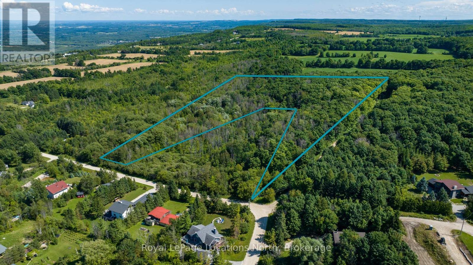 17-18 SCANDIA LANE, Blue Mountains, Ontario