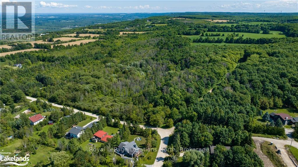 17-18 Scandia Lane, Blue Mountains, Ontario  N1A 2W1 - Photo 19 - X12708678