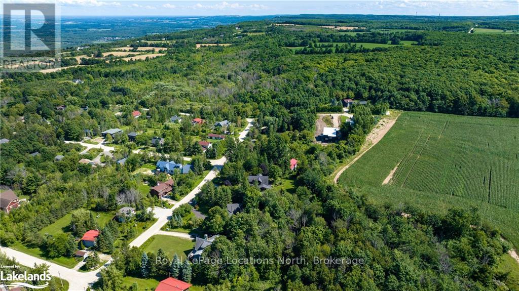 17-18 Scandia Lane, Blue Mountains, Ontario  N1A 2W1 - Photo 8 - X12708678