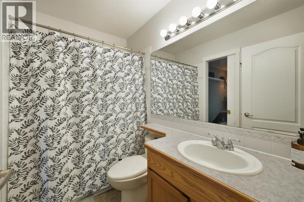 10 Halsall Street, Sylvan Lake, Alberta  T4S 1T4 - Photo 13 - A2273601