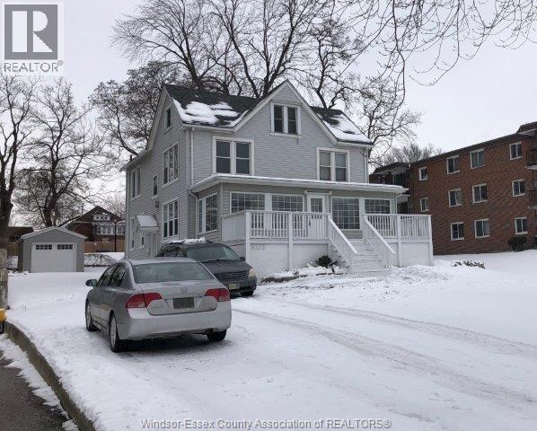 MLS# 25002221: 3177 RUSSELL, Windsor, Canada