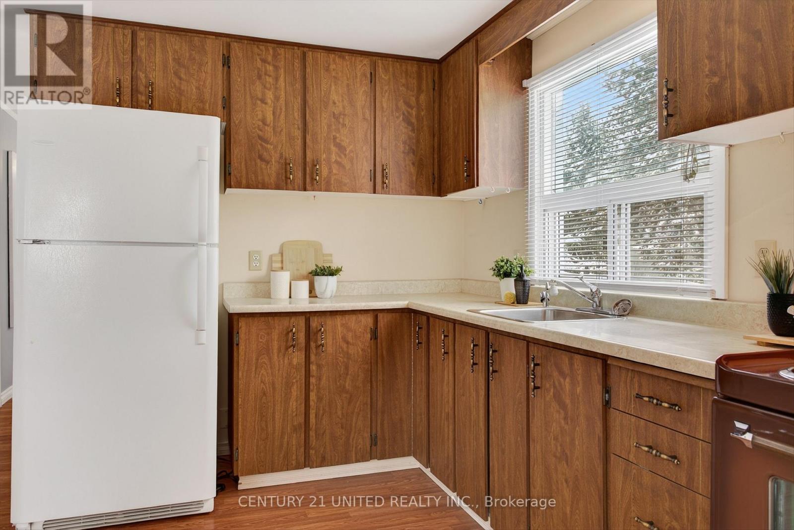 90 Trent Canal Road, Kawartha Lakes, Ontario  K0M 1N0 - Photo 12 - X12708818