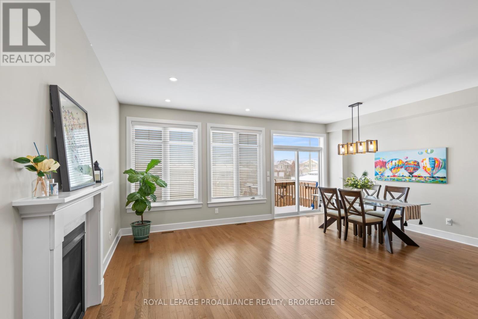 1114 Barrow Avenue, Kingston, Ontario  K7M 0G5 - Photo 4 - X12708704