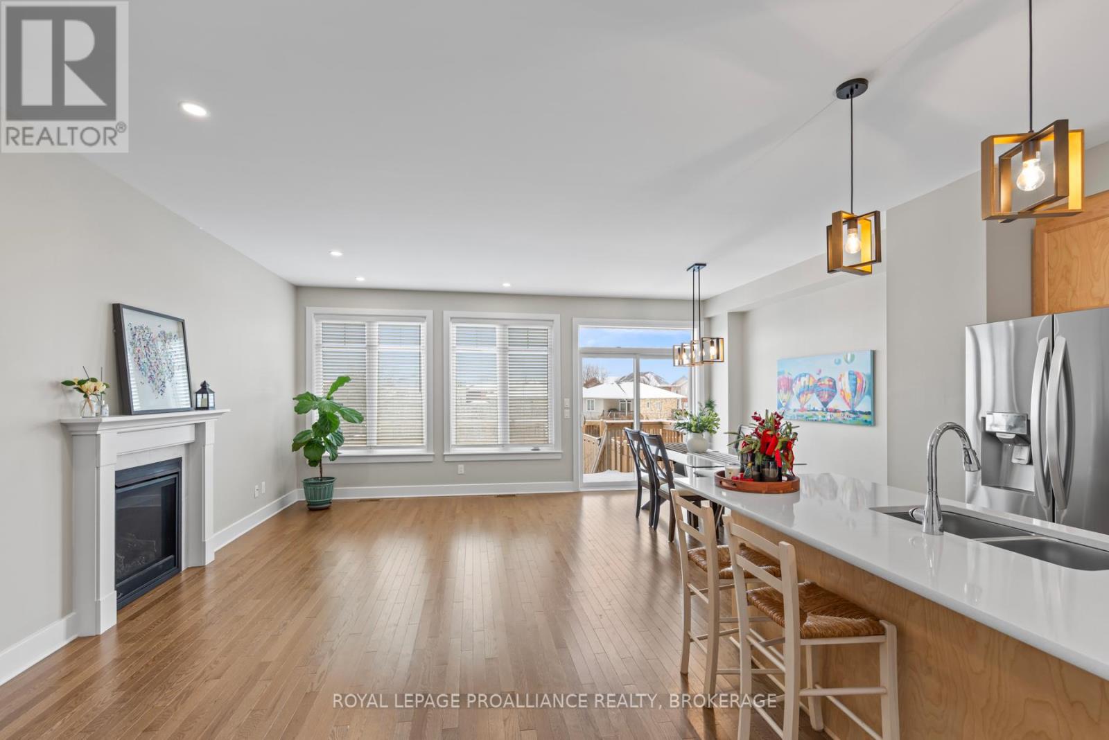 1114 Barrow Avenue, Kingston, Ontario  K7M 0G5 - Photo 7 - X12708704