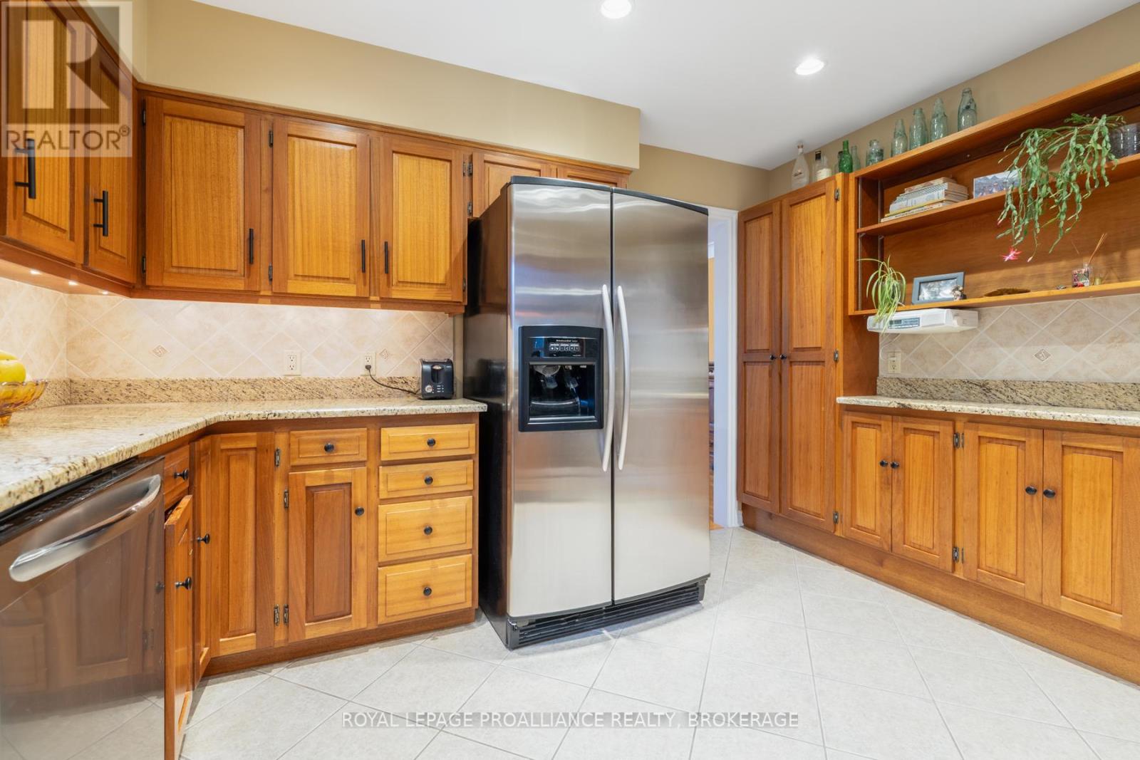 84 Beverley Street, Kingston, Ontario  K7L 3Y6 - Photo 22 - X12708782