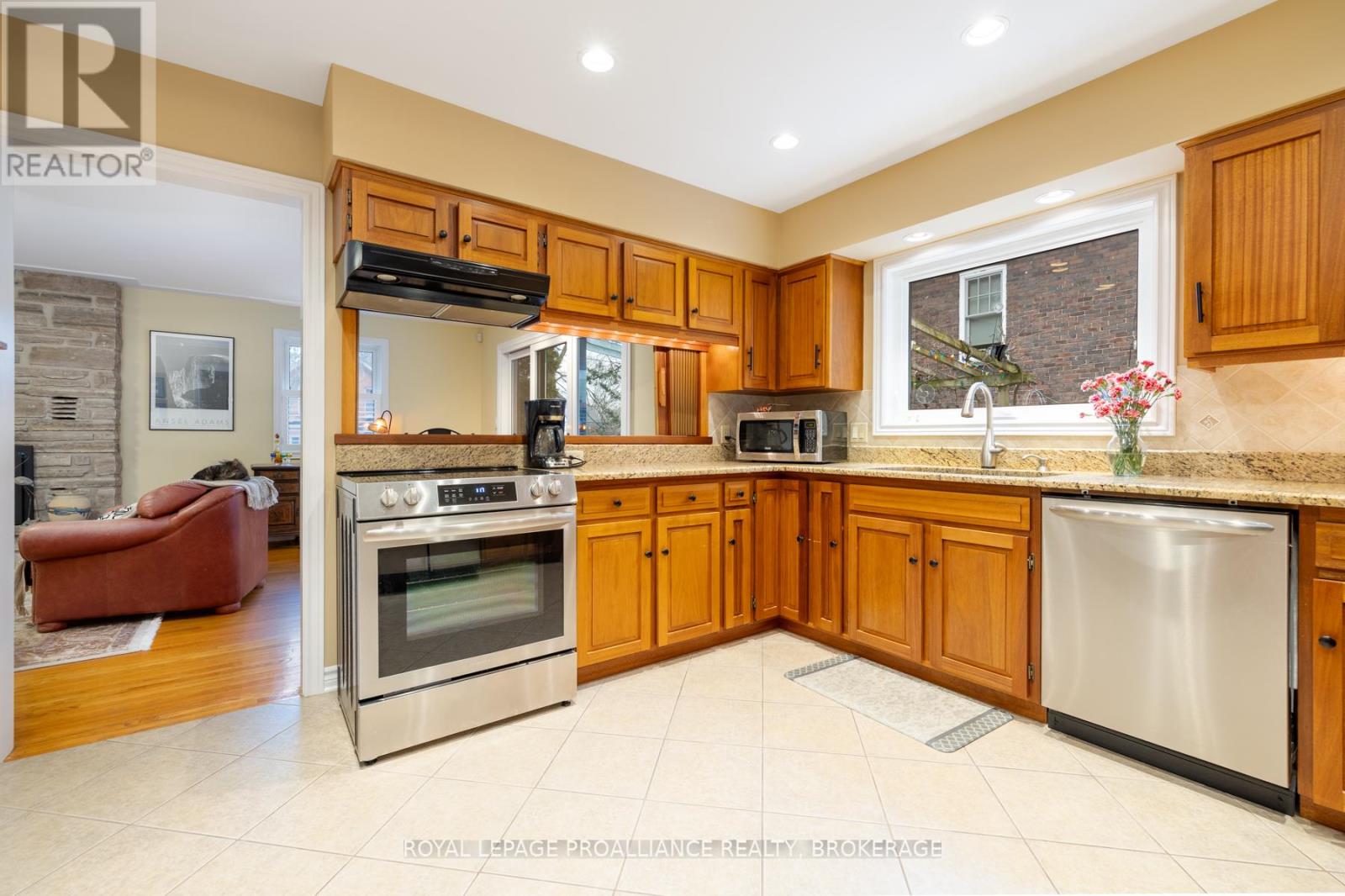 84 Beverley Street, Kingston, Ontario  K7L 3Y6 - Photo 23 - X12708782