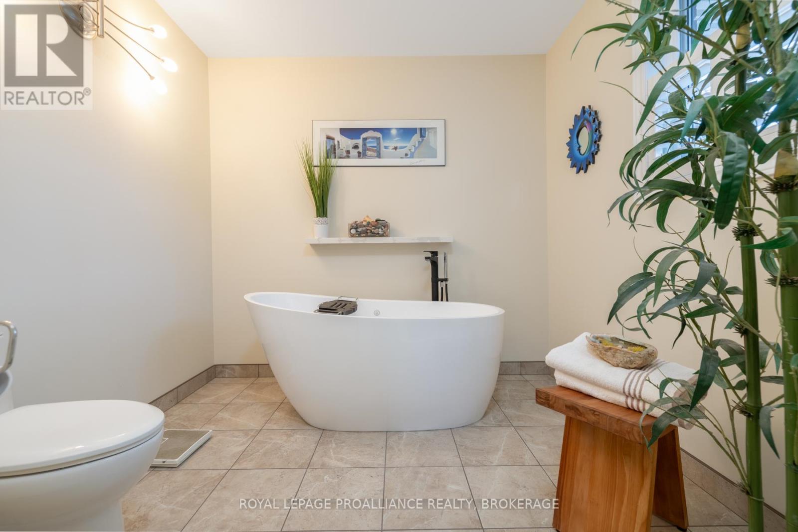 84 Beverley Street, Kingston, Ontario  K7L 3Y6 - Photo 43 - X12708782