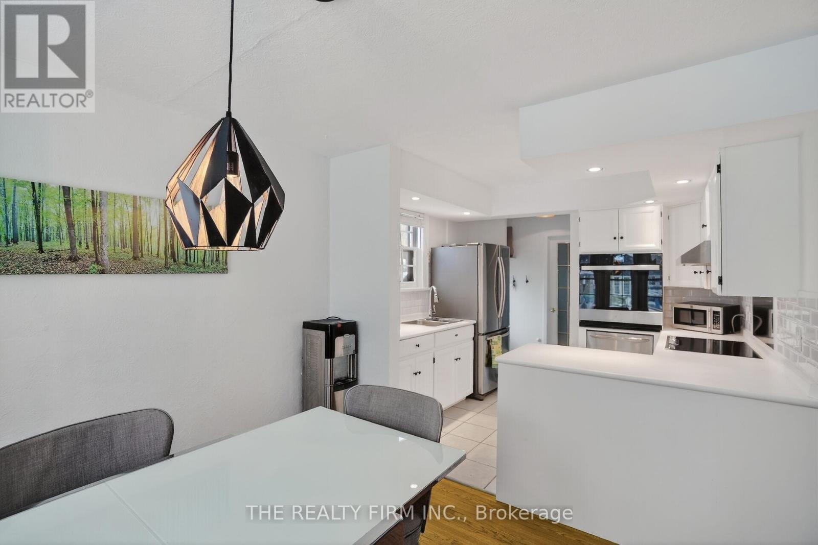 39 Thomas Janes Drive, London South, Ontario  N6C 2G8 - Photo 18 - X12708624