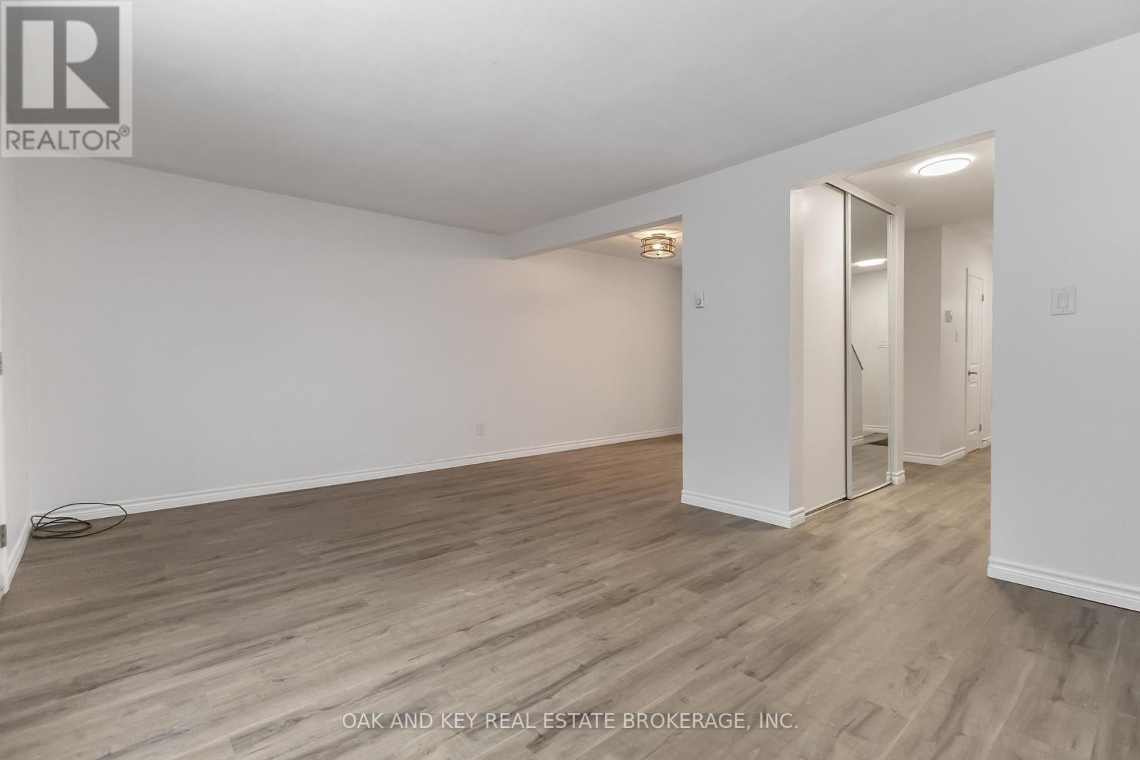 10 - 166 Southdale Road W, London South, Ontario  N6J 2J1 - Photo 10 - X12708696