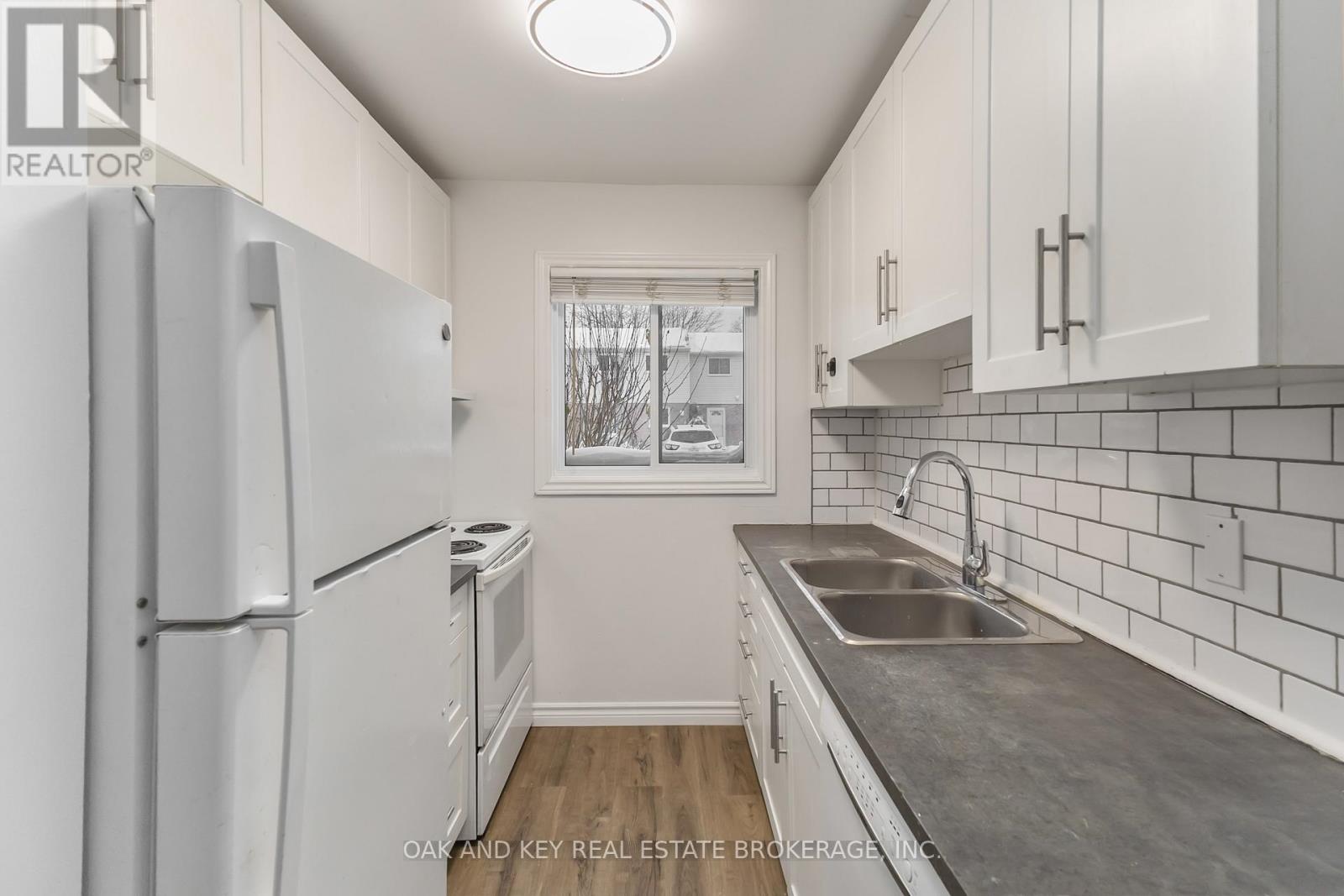 10 - 166 Southdale Road W, London South, Ontario  N6J 2J1 - Photo 16 - X12708696