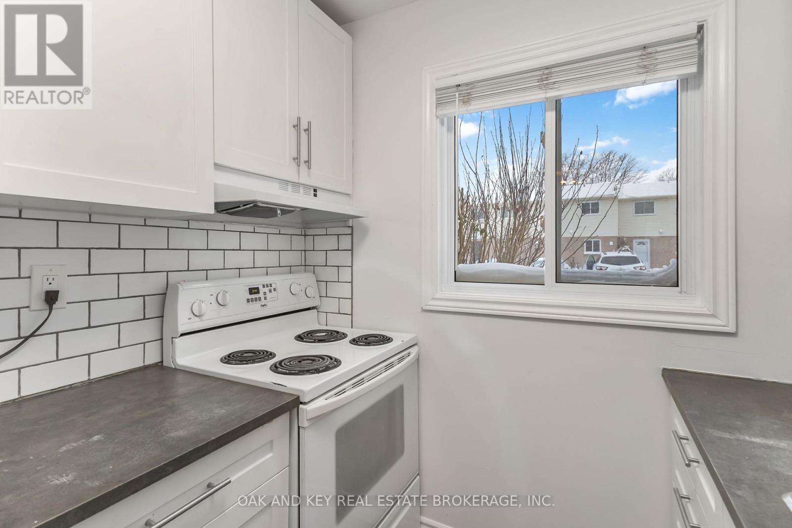 10 - 166 Southdale Road W, London South, Ontario  N6J 2J1 - Photo 17 - X12708696