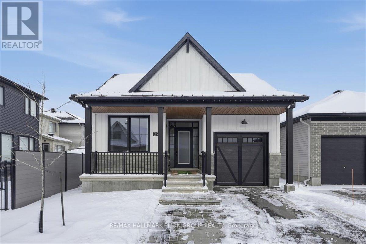 296 Cornice Street, Ottawa, Ontario  K1W 0R4 - Photo 2 - X12708822