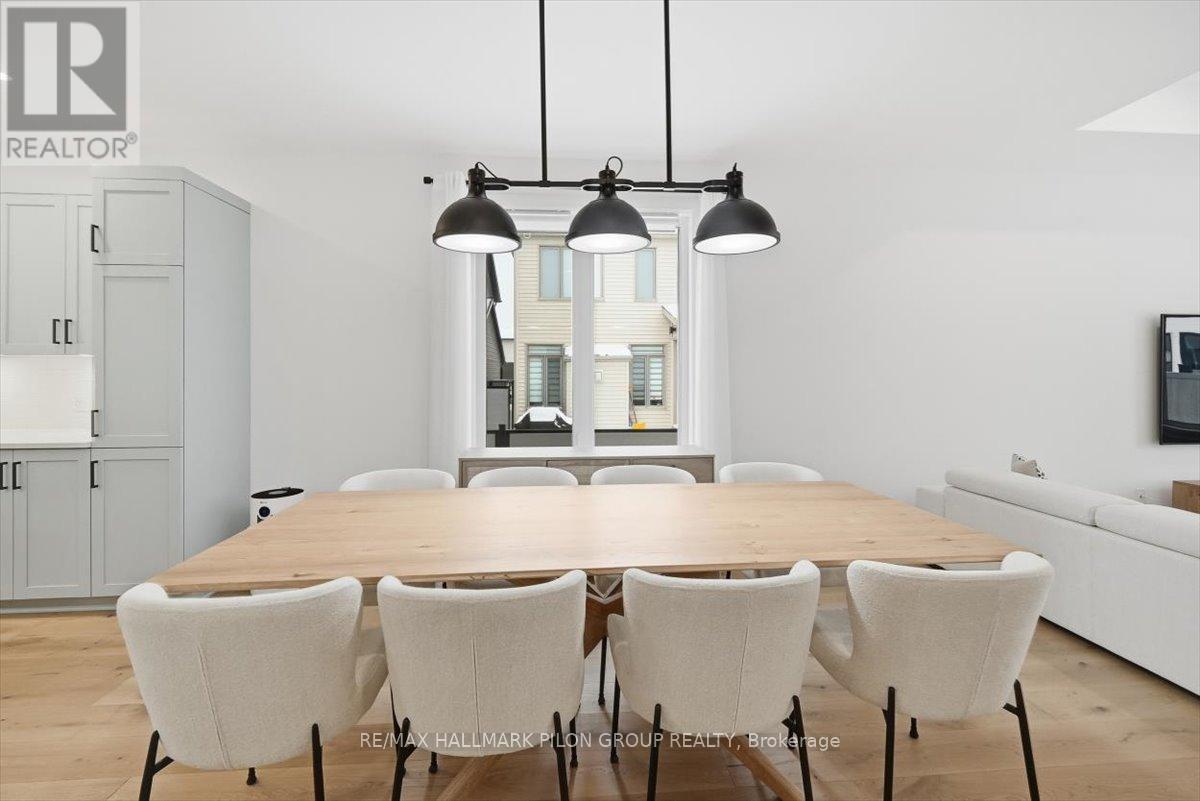 296 Cornice Street, Ottawa, Ontario  K1W 0R4 - Photo 6 - X12708822