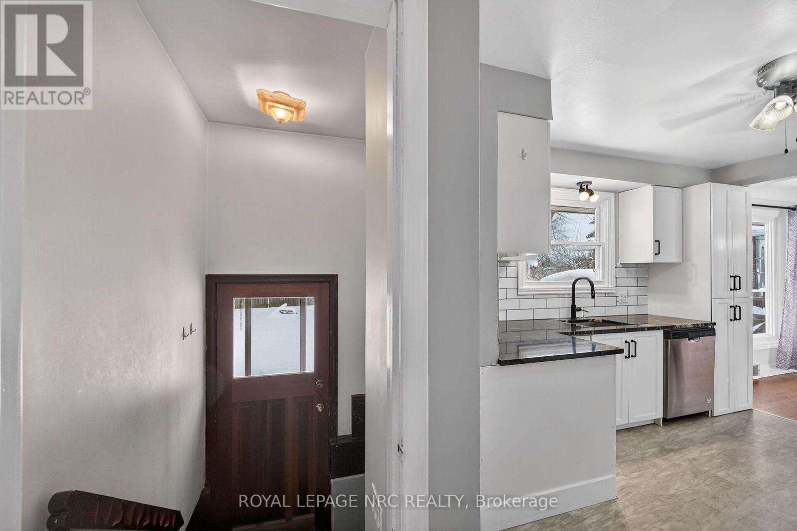 3 Cayuga Avenue, St. Catharines, Ontario  L2R 1E4 - Photo 18 - X12708768