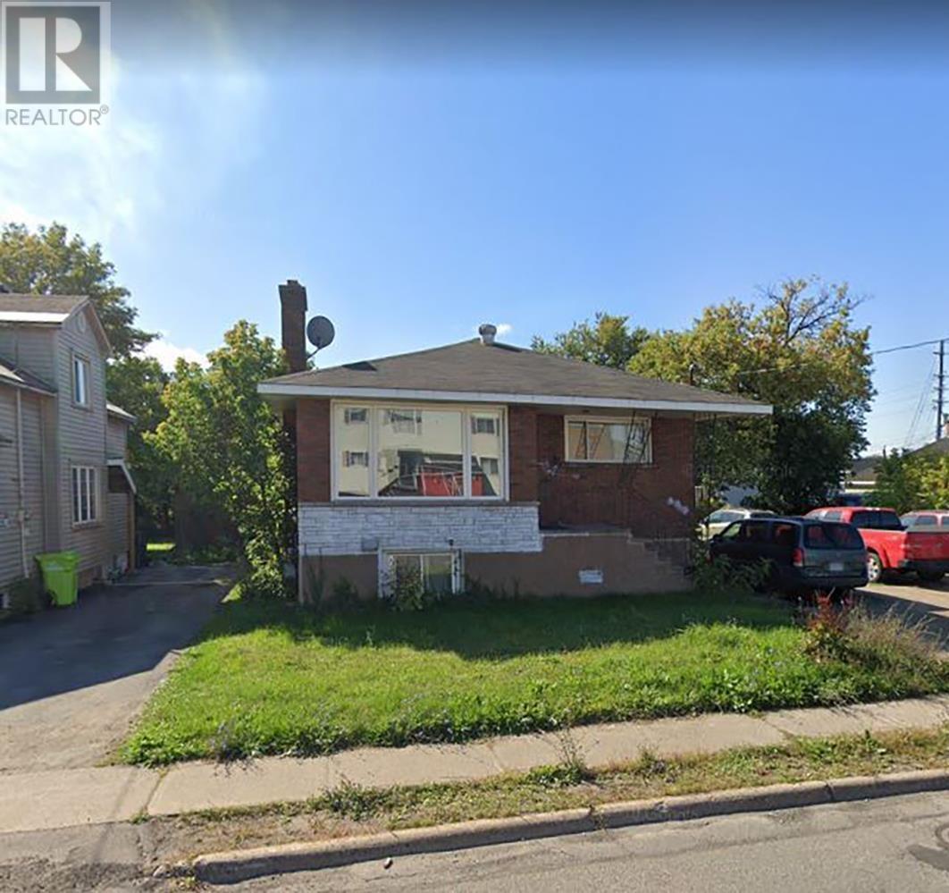 655 Wallace TER, Sault Ste. Marie, Ontario