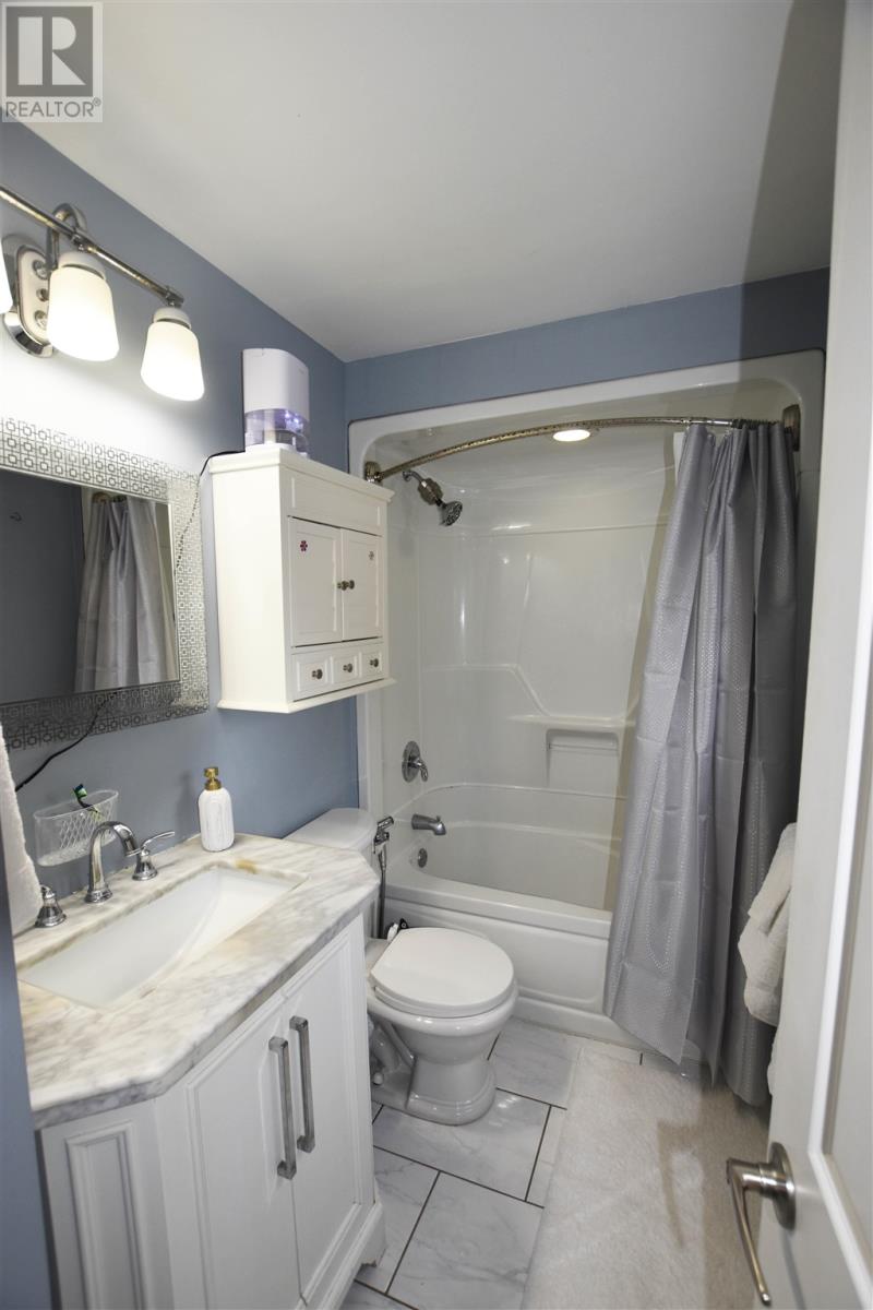 123 Palace Dr, Sault Ste. Marie, Ontario  P6B 5H7 - Photo 26 - SM260069