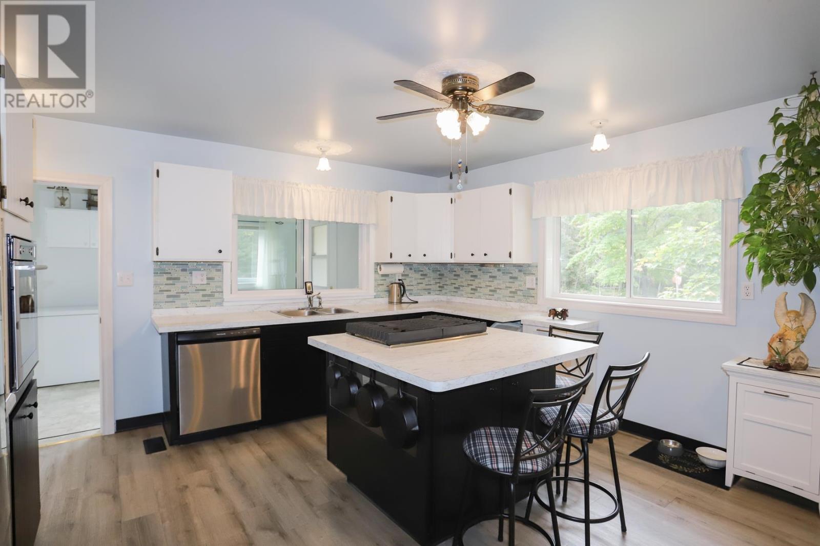 2962 Huron Line, Richards Landing, Ontario  P0R 1J0 - Photo 21 - SM260124