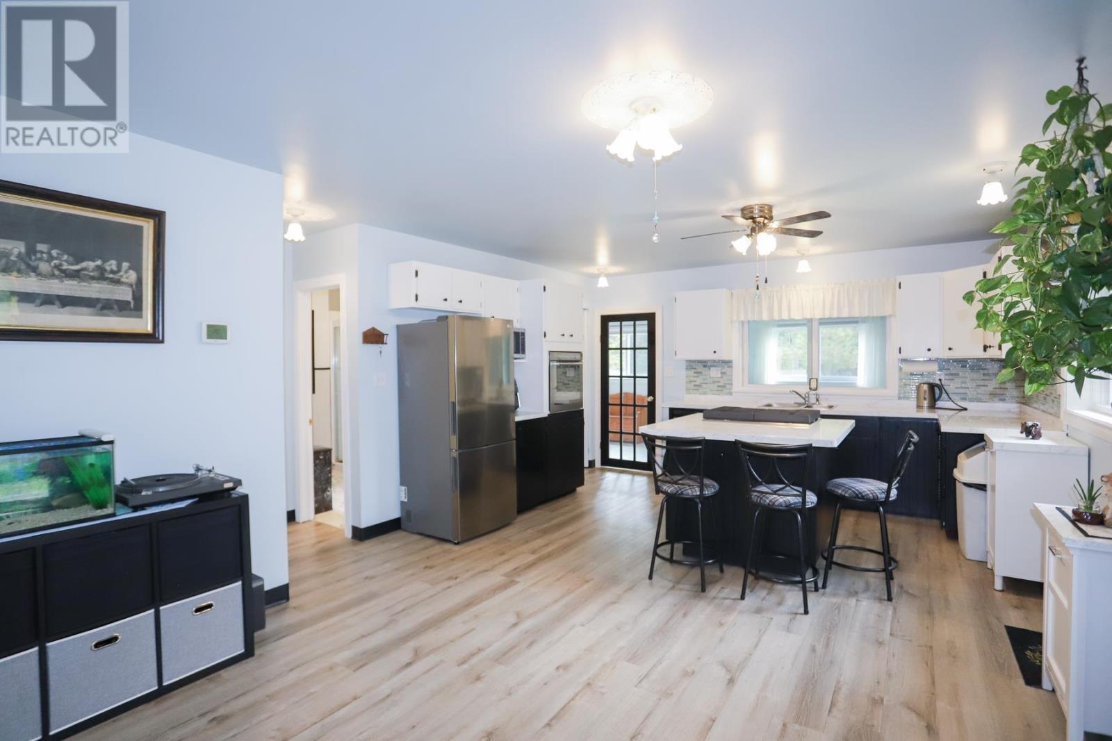 2962 Huron Line, Richards Landing, Ontario  P0R 1J0 - Photo 34 - SM260124