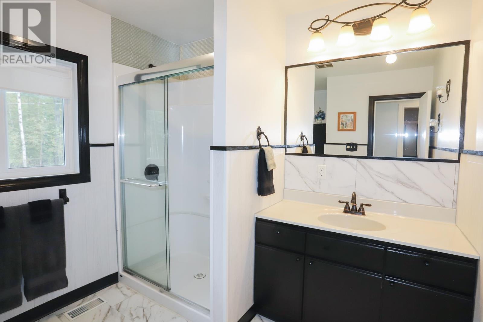 2962 Huron Line, Richards Landing, Ontario  P0R 1J0 - Photo 38 - SM260124