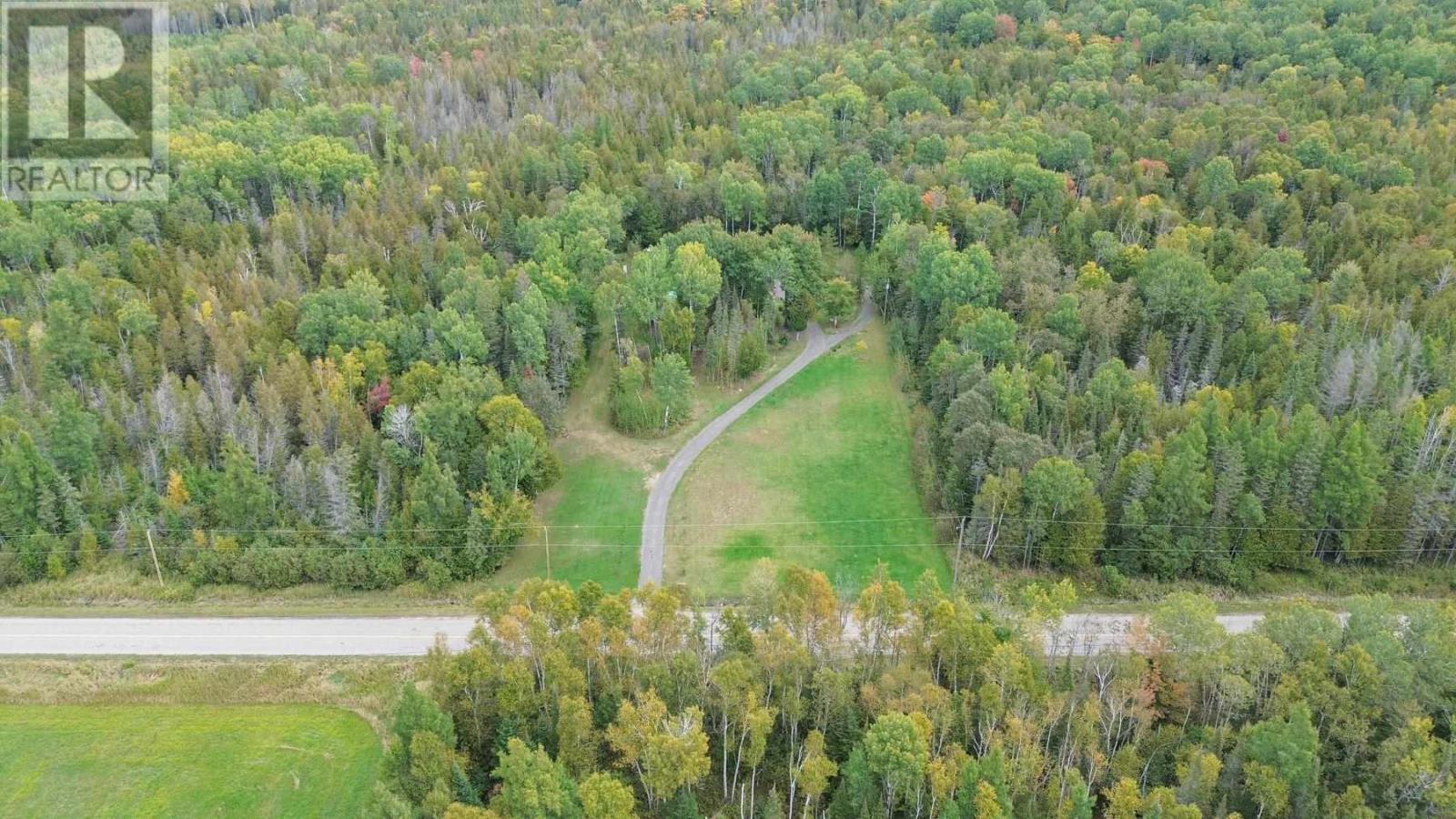 2962 Huron Line, Richards Landing, Ontario  P0R 1J0 - Photo 4 - SM260124