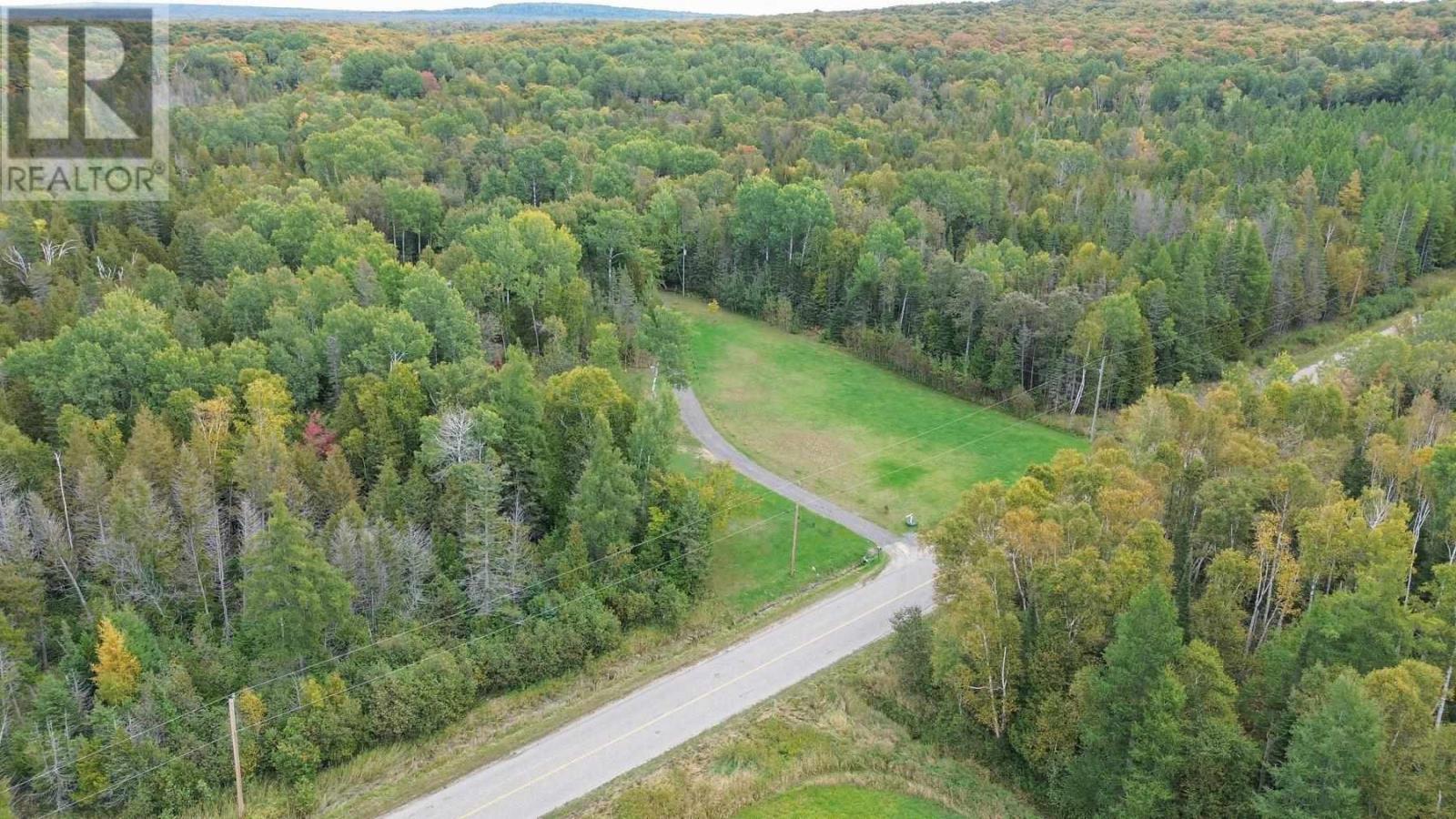 2962 Huron Line, Richards Landing, Ontario  P0R 1J0 - Photo 3 - SM260124