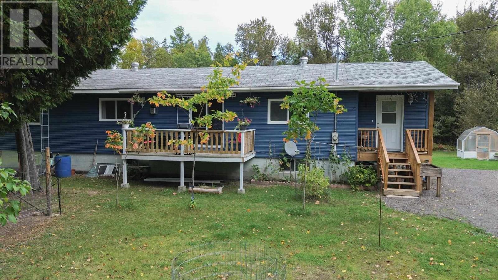2962 Huron Line, Richards Landing, Ontario  P0R 1J0 - Photo 10 - SM260124