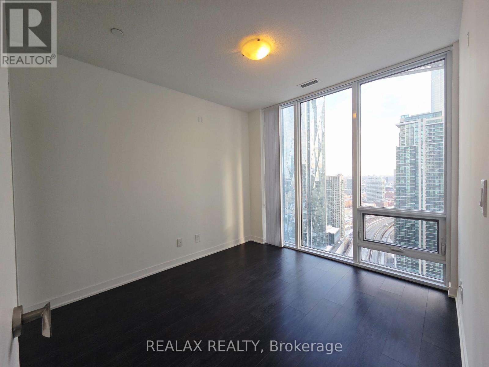 3905 - 100 Harbour Street, Toronto, Ontario  M5J 0B5 - Photo 10 - C12708612