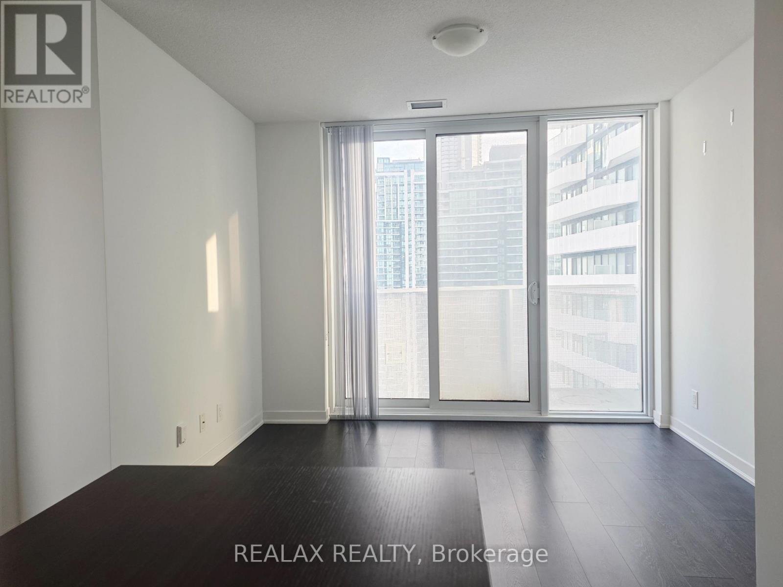 3905 - 100 Harbour Street, Toronto, Ontario  M5J 0B5 - Photo 7 - C12708612