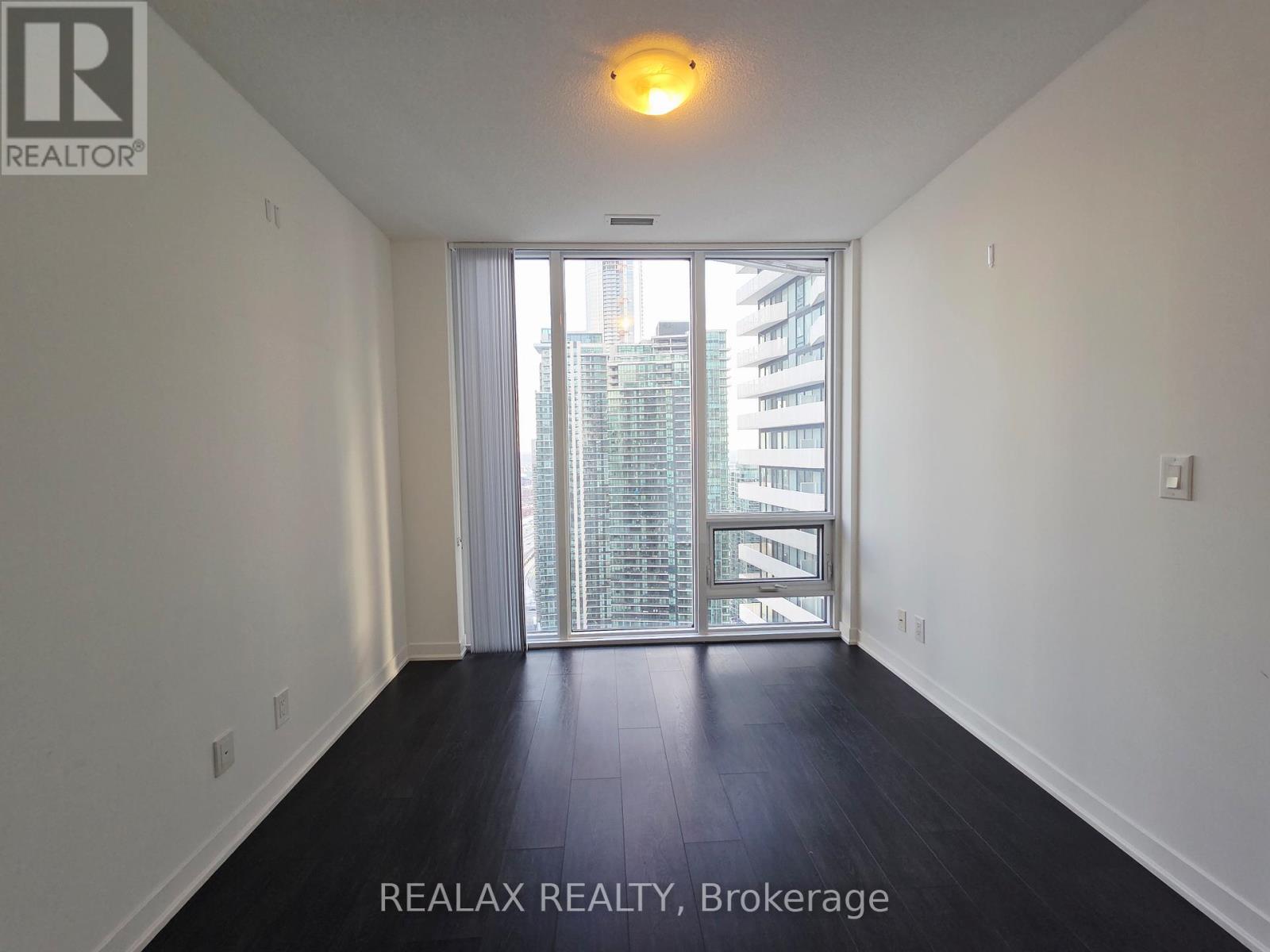 3905 - 100 Harbour Street, Toronto, Ontario  M5J 0B5 - Photo 9 - C12708612