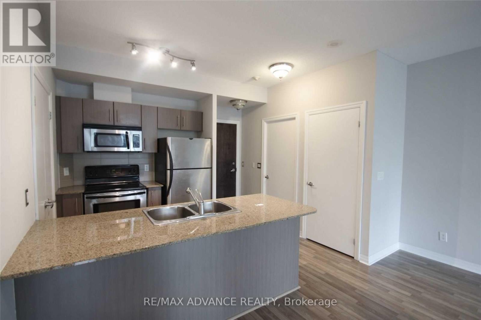 2007 - 12 Yonge Street, Toronto, Ontario  M5E 1Z9 - Photo 2 - C12708668