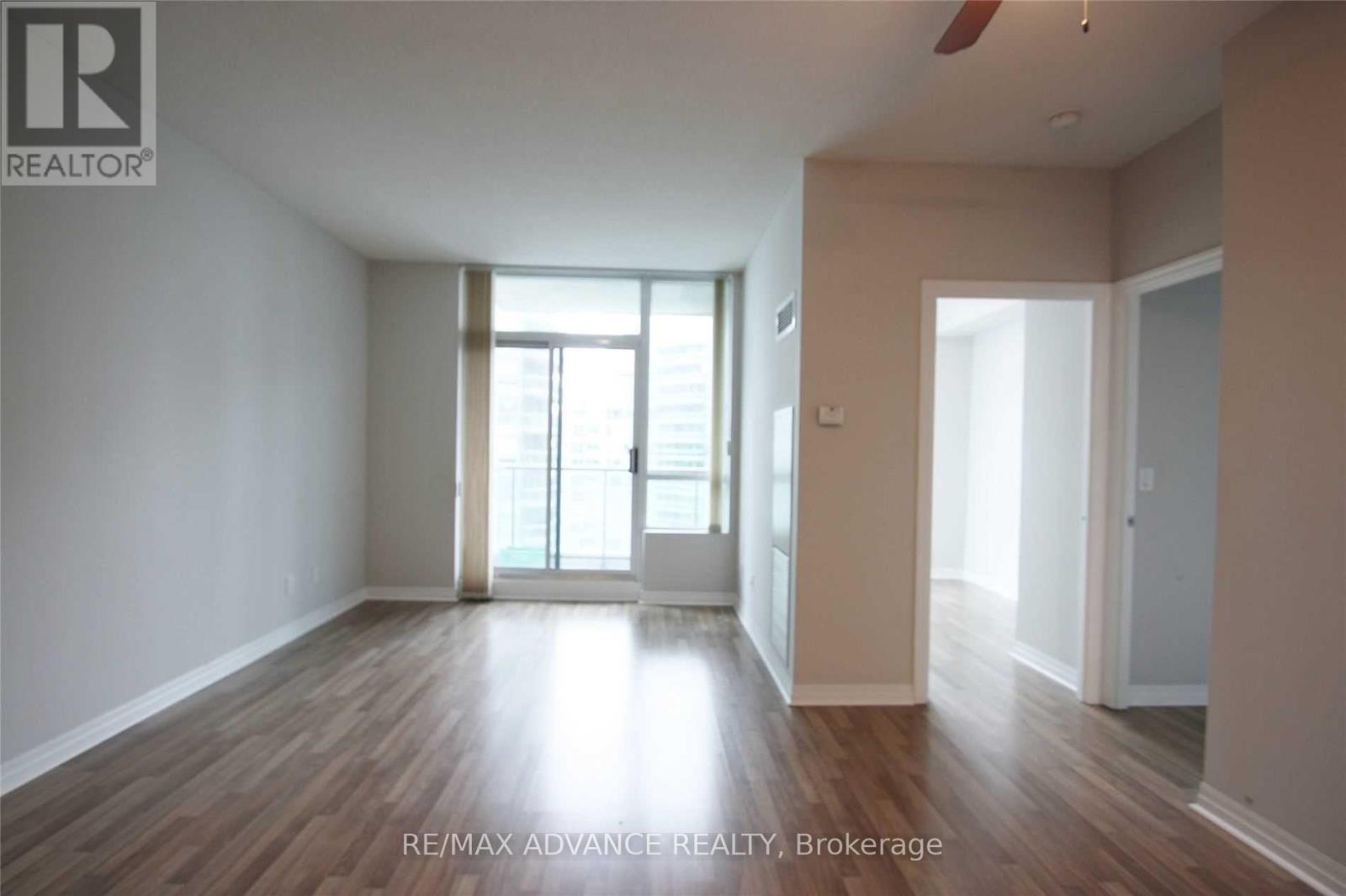 2007 - 12 Yonge Street, Toronto, Ontario  M5E 1Z9 - Photo 3 - C12708668