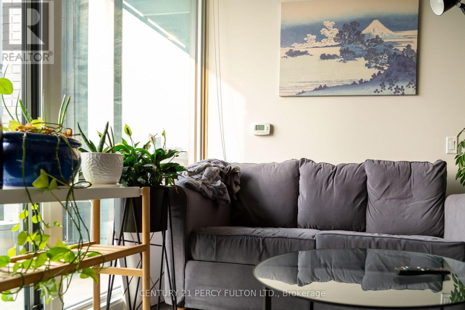 S816 - 120 Bayview Avenue, Toronto, Ontario  M5A 0G4 - Photo 6 - C12708674