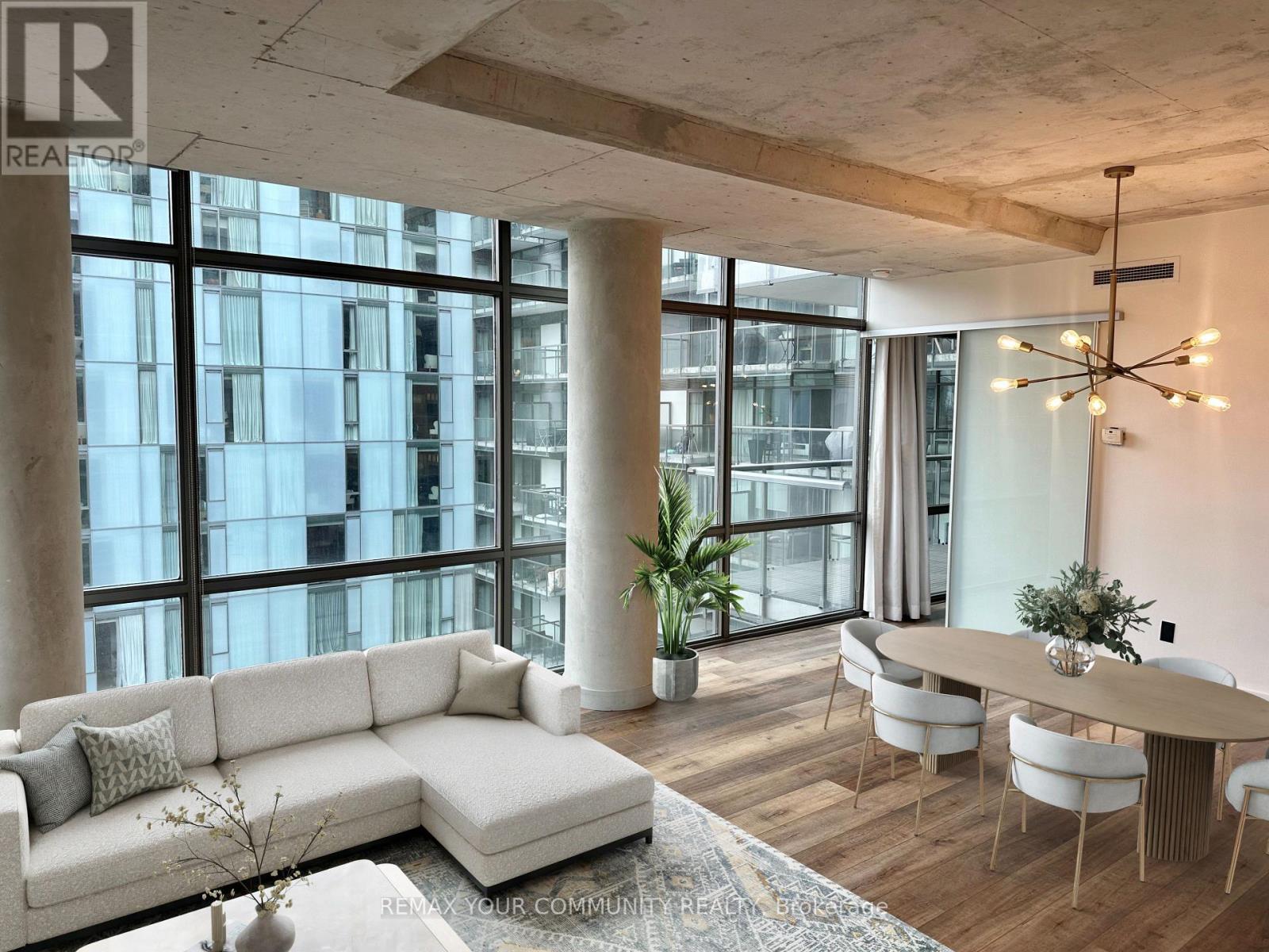 731 - 55 Stewart Street, Toronto, Ontario  M5V 2V1 - Photo 2 - C12708698