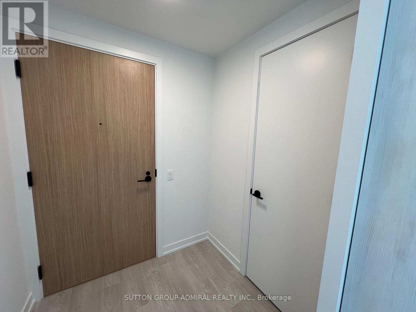 1904 - 35 Parliament Street, Toronto, Ontario  M5A 1G1 - Photo 2 - C12708728